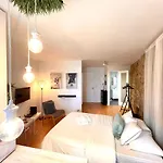 Appartement Historic Center • Collection By Perpetual Relax